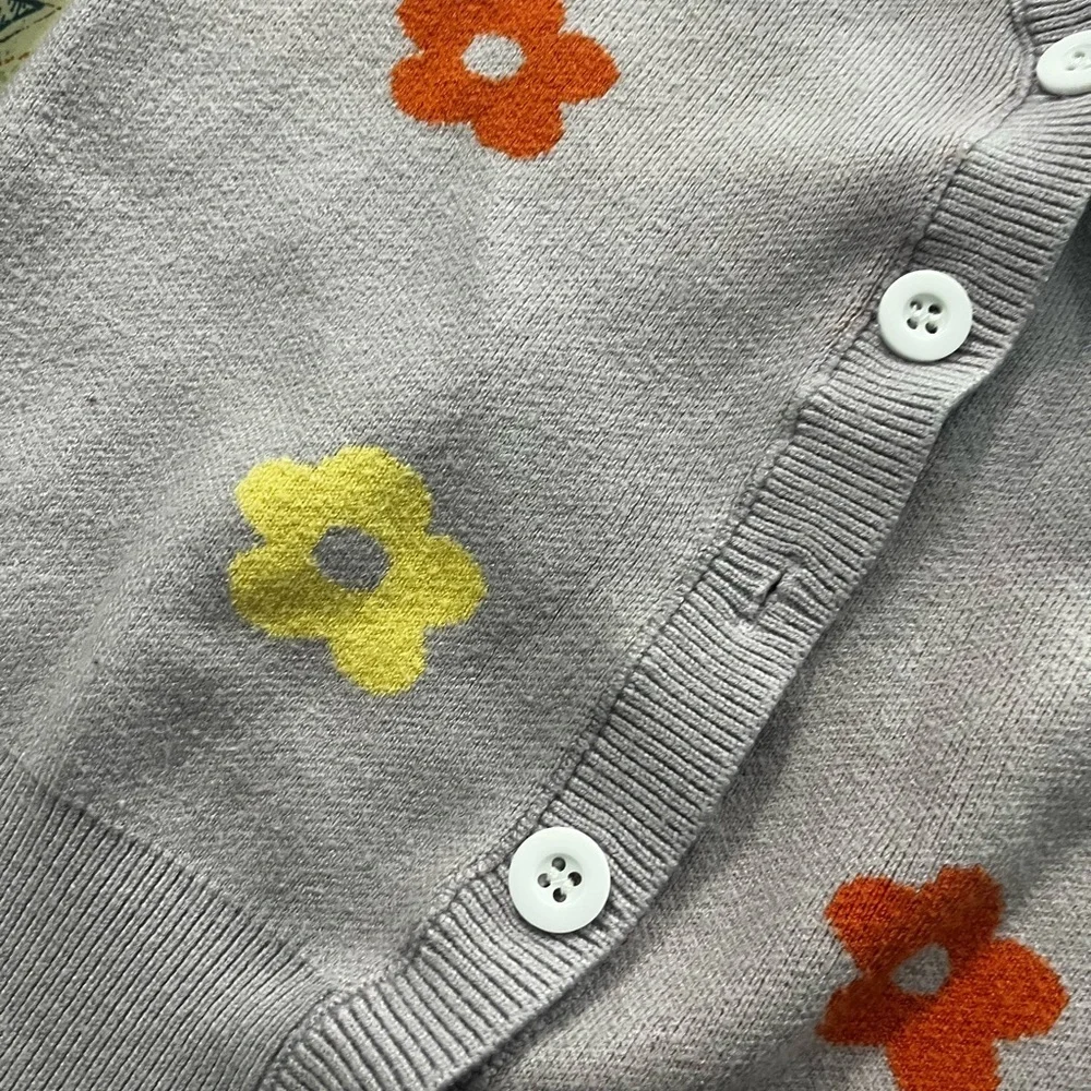 SHEIN Kids Gray Set with Colorful Floral Design